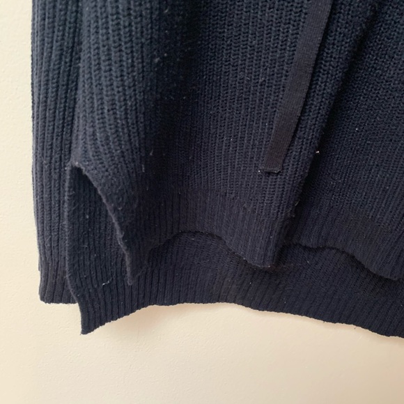 Sweater - Picture 3 of 3